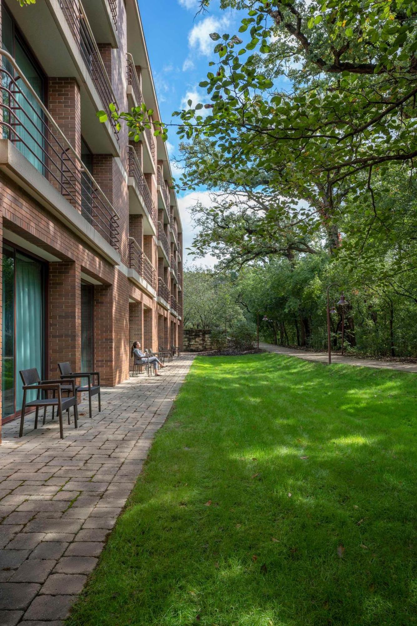 Hyatt Lodge Oak Brook Chicago Exterior photo